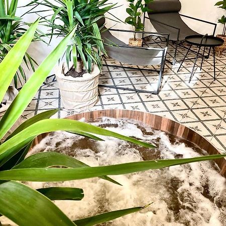 Thermal Apartmanok Raday 4 - Namaste Hajdúszoboszló Exteriör bild