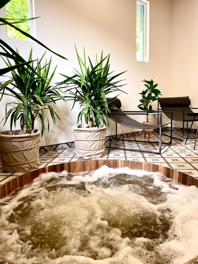 Thermal Apartmanok Raday 4 - Namaste Hajdúszoboszló Exteriör bild